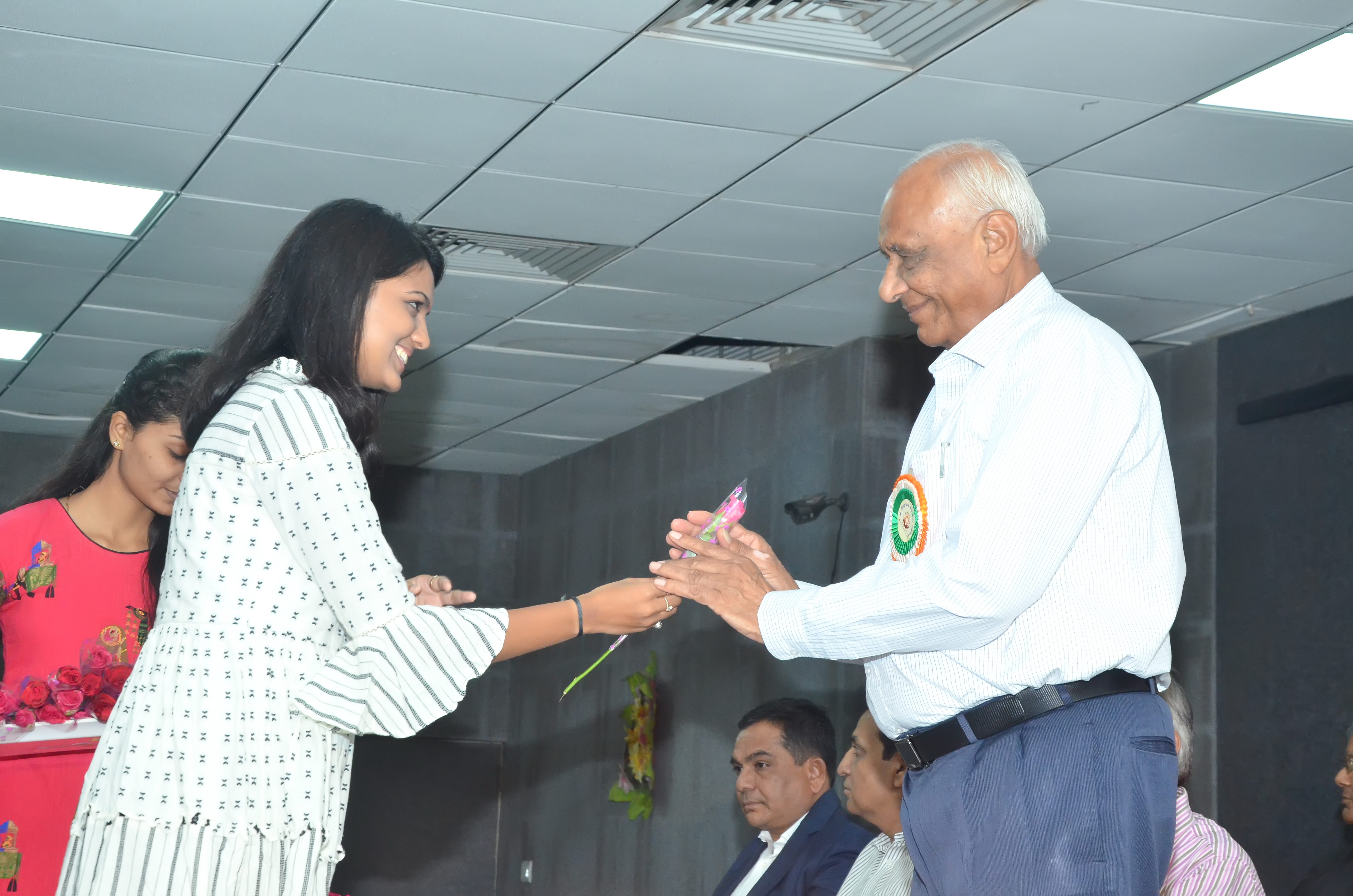 STUDENT INAM VITRAN 2019 NARODA